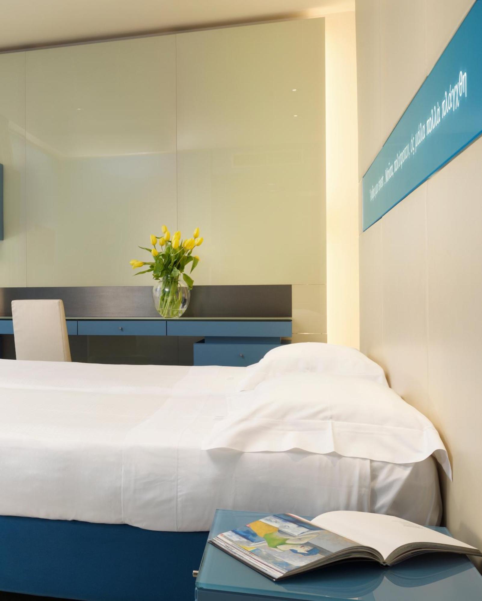 Una Hotels Bologna Centro Bagian luar foto